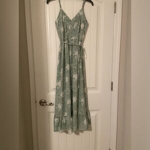 mint green dress